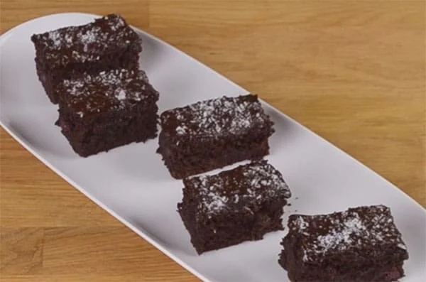 sour-cherry-brownie